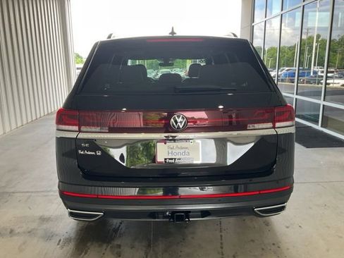 Used 2026 Volkswagen Atlas SE FWD image 24