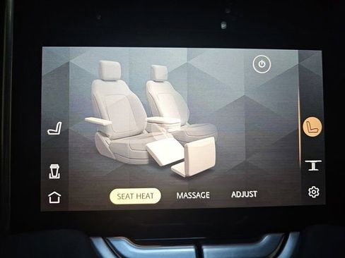 Used 2024 Land Rover Range Rover SV image 4