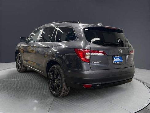 Used 2022 Honda Pilot Special Edition image 3