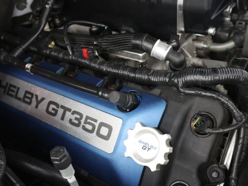 Used 2011 Ford Mustang GT Premium RWD image 20