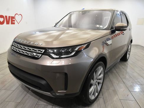 Used 2017 Land Rover Discovery HSE Luxury image 1