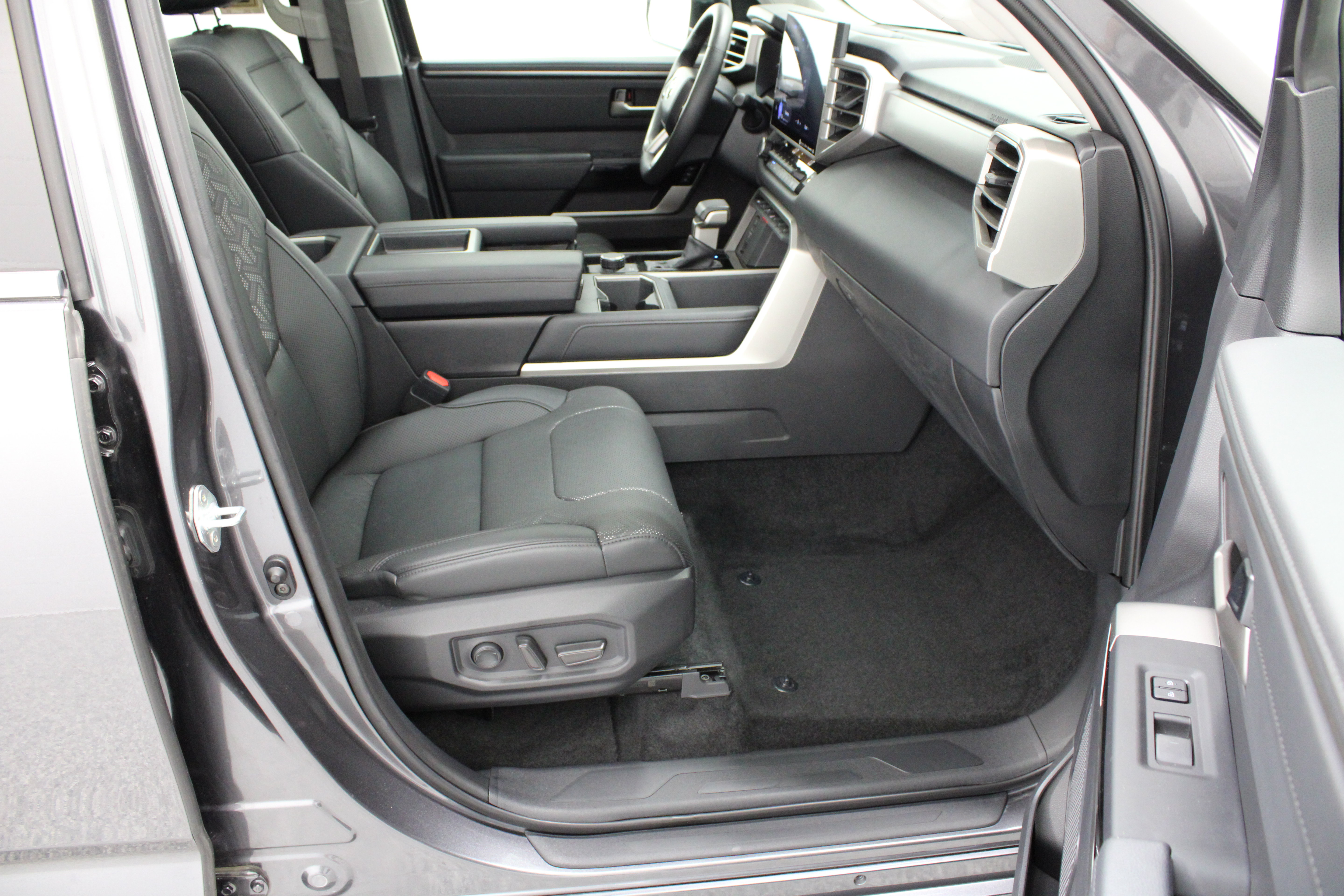 Used 2023 Toyota Tundra Limited RWD image 39