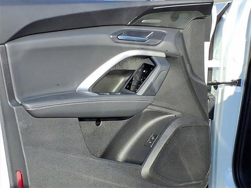 Used 2025 Audi Q5 Premium Plus w/ Premium Plus image 16