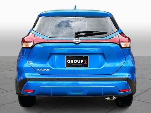 Certified 2024 Nissan Kicks S image 5
