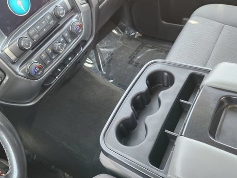 Used 2017 Chevrolet Silverado 1500 LT w/ All Star Edition AWD/4WD image 21