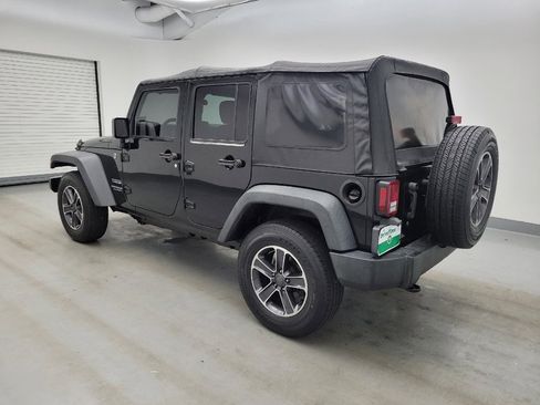 Used 2015 Jeep Wrangler Unlimited Sport AWD/4WD image 3