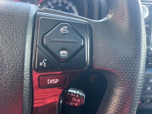 Used 2019 Toyota 4Runner Limited AWD/4WD image 32