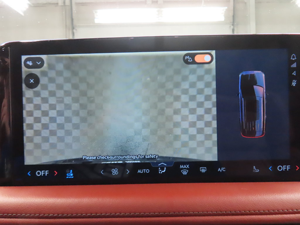 Used 2025 Lincoln Aviator Reserve w/ Equipment Group 201A AWD/4WD image 24