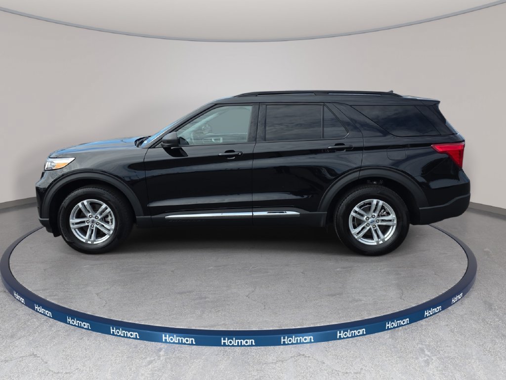 Certified 2023 Ford Explorer XLT w/ Equipment Group 202A AWD/4WD image 8