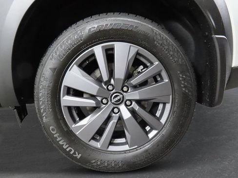 New 2026 Nissan Pathfinder SV w/ Cargo Package AWD/4WD image 10