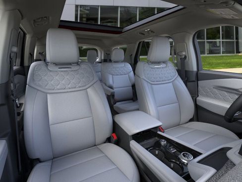 New 2026 Ford Explorer Platinum w/ LUX Leather Package image 10