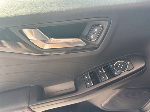 Used 2025 Ford Escape ST-Line image 11