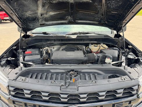 Used 2019 Chevrolet Silverado 1500 Custom Trail Boss AWD/4WD image 23