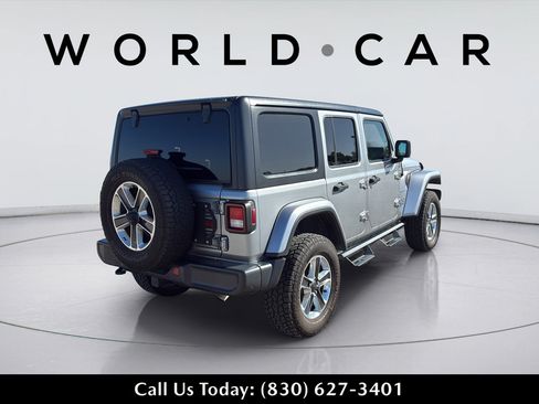 Used 2020 Jeep Wrangler Unlimited Sahara AWD/4WD image 6