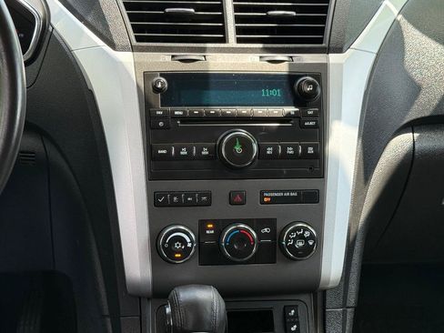 Used 2012 Chevrolet Traverse LT FWD image 13