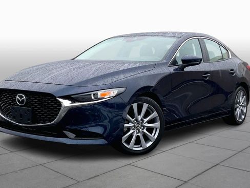 Used 2022 MAZDA MAZDA3 s image 1