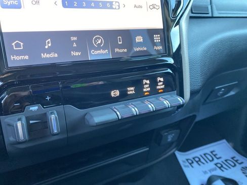 Used 2024 RAM 2500 Laramie image 26