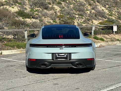 Certified 2025 Porsche 911 Carrera image 8