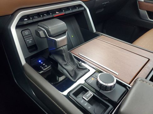 Used 2023 Toyota Tundra 1794 Edition image 29