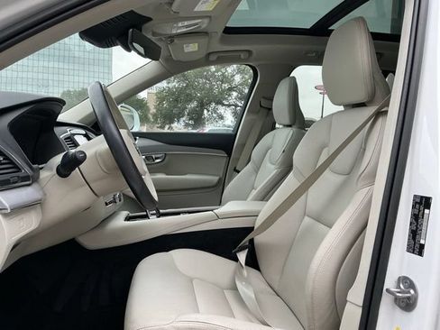 Certified 2023 Volvo XC90 B5 Core w/ Protection Package Premier AWD/4WD image 26