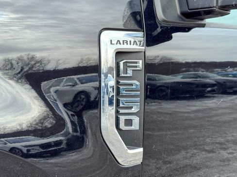 Certified 2021 Ford F250 Lariat w/ Lariat Ultimate Package image 13
