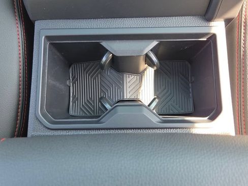 Used 2025 Toyota Tacoma TRD Pro AWD/4WD image 18