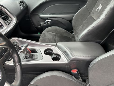 Used 2019 Dodge Challenger R/T Scat Pack image 19