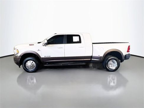 Used 2024 RAM 3500 Limited w/ Safety Group image 4