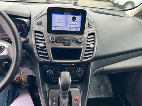 Used 2020 Ford Transit Connect XL FWD image 25