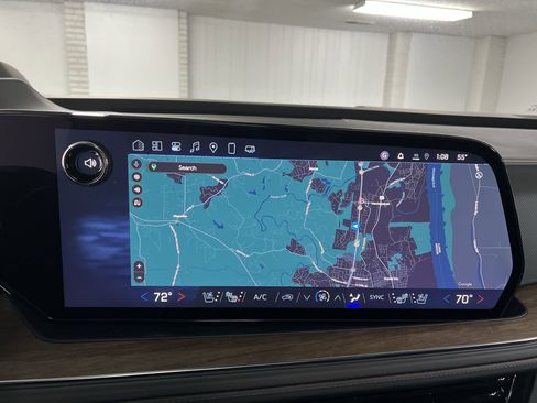 New 2025 Chevrolet Suburban High Country AWD/4WD image 50