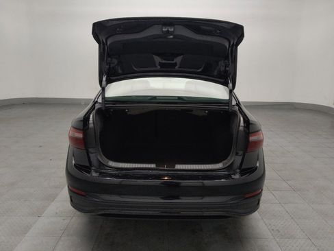 Used 2024 Volkswagen Jetta SE image 29