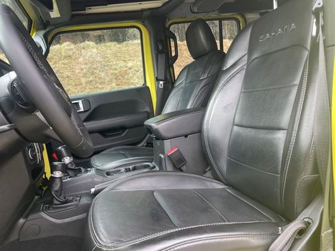 Used 2022 Jeep Wrangler Unlimited Sahara image 12
