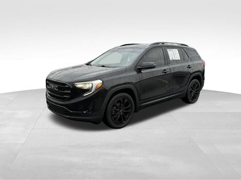 Used 2020 GMC Terrain SLT w/ Preferred Package image 3