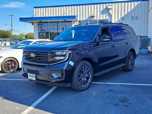 New 2026 Ford Expedition Platinum AWD/4WD image 3