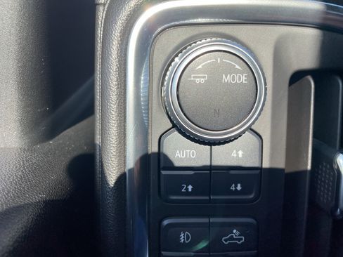 Used 2020 GMC Sierra 3500 Denali w/ Denali Ultimate Package AWD/4WD image 33
