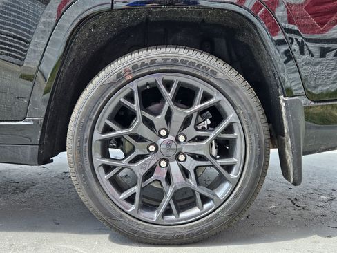 New 2026 Jeep Grand Cherokee L Summit image 25