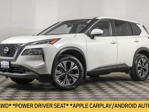 Used 2023 Nissan Rogue SV image 2