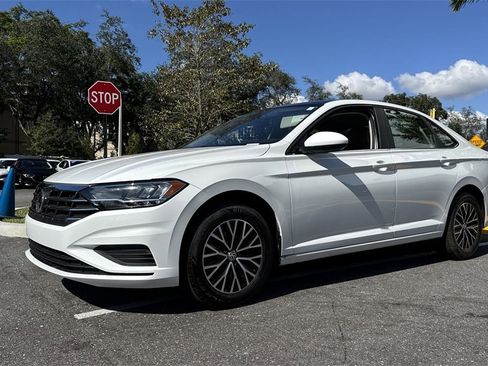 Used 2021 Volkswagen Jetta SE image 29