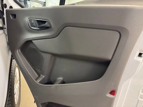 Used 2023 Ford Transit 350 XLT image 29