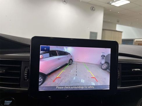 Used 2022 Ford Explorer ST image 19