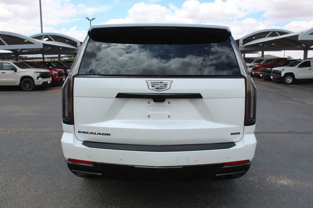 Used 2025 Cadillac Escalade ESV Sport Platinum w/ LPO, Floor Liner Package AWD/4WD image 4