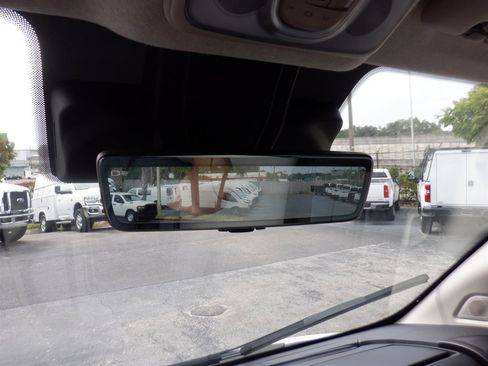 Used 2025 RAM ProMaster 2500 w/ Safety Group FWD image 17