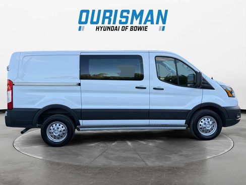 Used 2024 Ford Transit 250 Low Roof AWD w/ Exterior Upgrade Package image 7