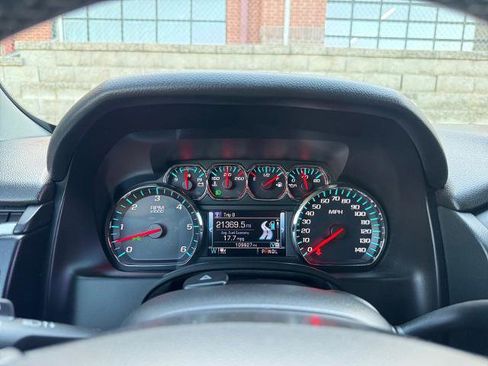 Used 2018 GMC Yukon SLT w/ HD Trailering Package RWD image 32