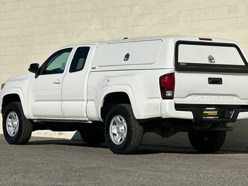 Used 2021 Toyota Tacoma SR image 6