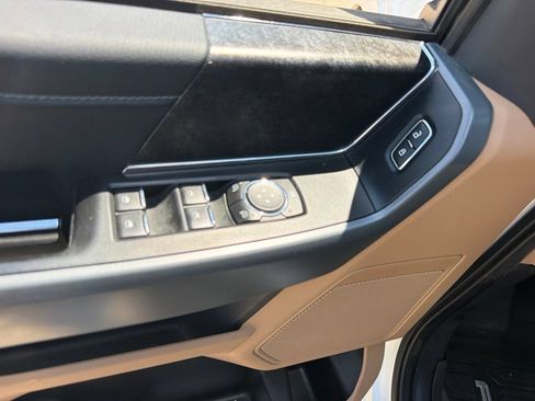 Used 2022 Ford F150 XLT w/ Equipment Group 302A High RWD image 20