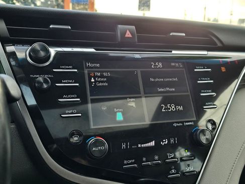 Used 2018 Toyota Camry XLE w/ Audio Package image 27