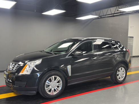 Used 2013 Cadillac SRX Luxury AWD/4WD image 2