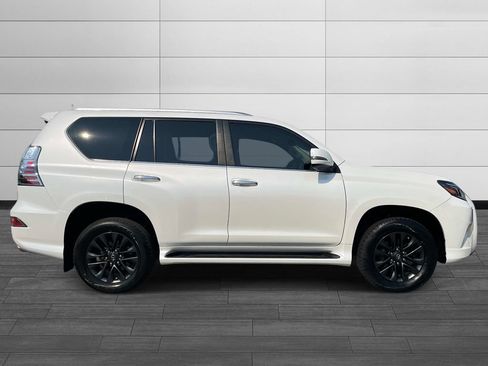 Used 2021 Lexus GX 460 Premium w/ Premium Package AWD/4WD image 2