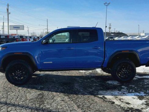 New 2026 GMC Canyon Elevation w/ Convenience Package image 5